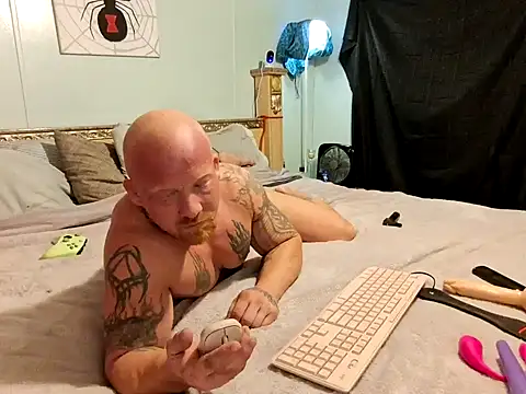 Snapshot of AntMeich6969 chatting on 10.15.25 AntMeich6969 online show from 10.15.25