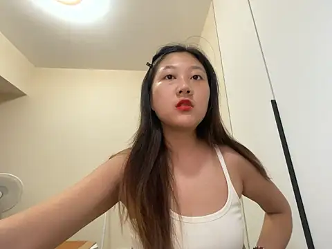 xena0501 online show from 09.17.25