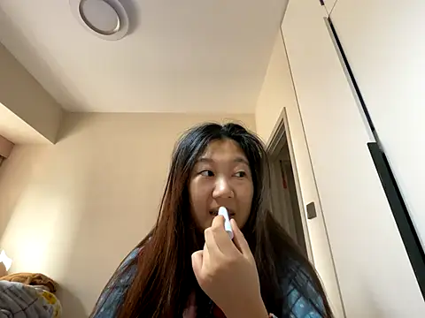 xena0501 online show from 12.18.25