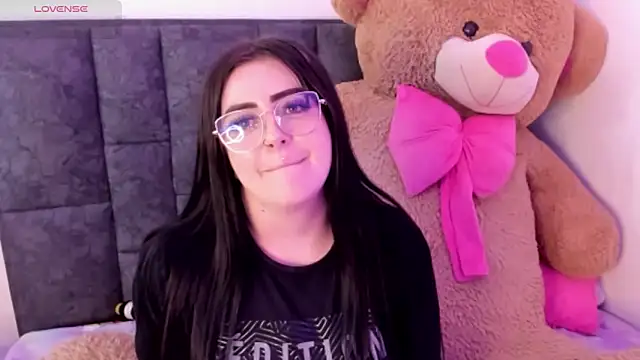 Snapshot of bellacruz3 chatting on 02.24.26 bellacruz3 online show from 02.24.26