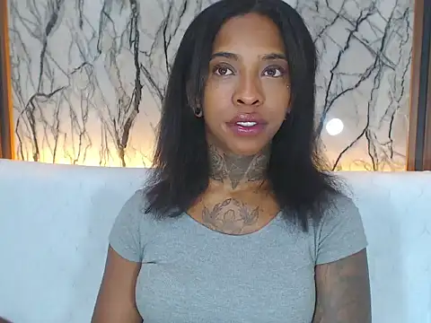 Pauline Fox online show from 11.02.25