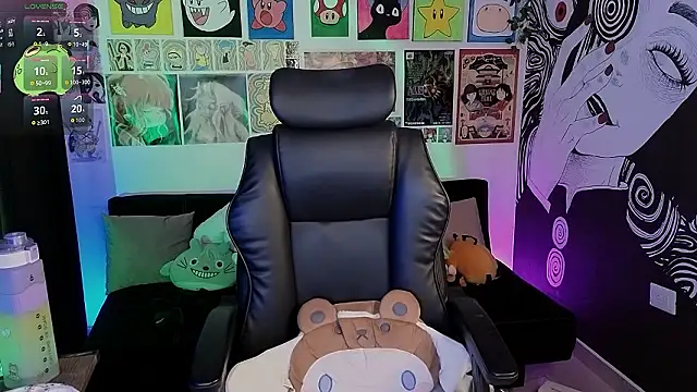 Yuhwan  online show from 03.12.26