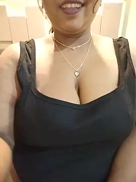 Cutee Amrita online show from 07.19.26