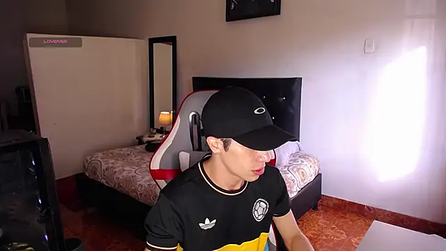 santiago cutex online show from 06.22.26
