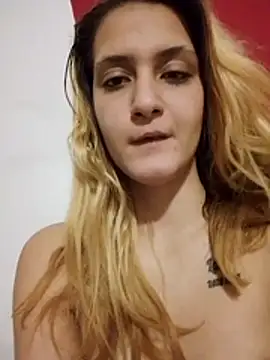 Themaskedgirl21 online show from 12.14.25