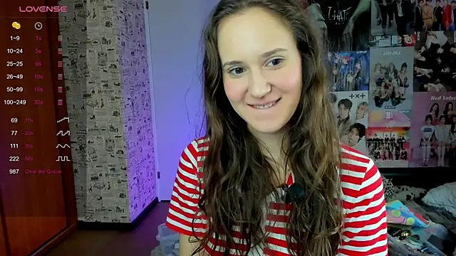 LucyRose3 online show from 09.15.25