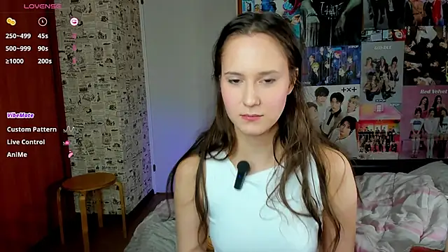 LucyRose3 online show from 10.29.25