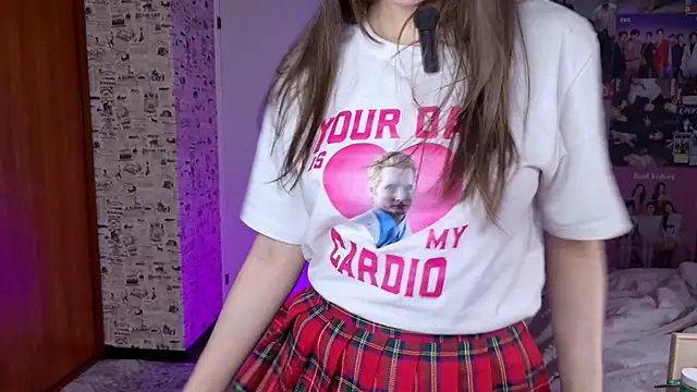 LucyRose3 online show from 12.02.25