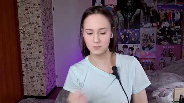 LucyRose3 online show from 12.05.25