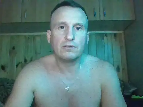 Snapshot of Maksymilian1 chatting on 10.28.25 Maksymilian1 online show from 10.28.25