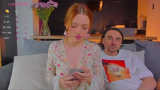 Snapshot of honeymoon11000 chatting on 09.18.25 honeymoon11000 online show from 09.18.25