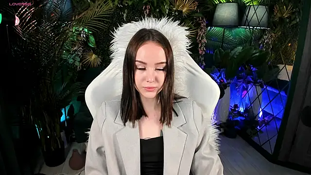 MarySparkle online show from 11.14.25