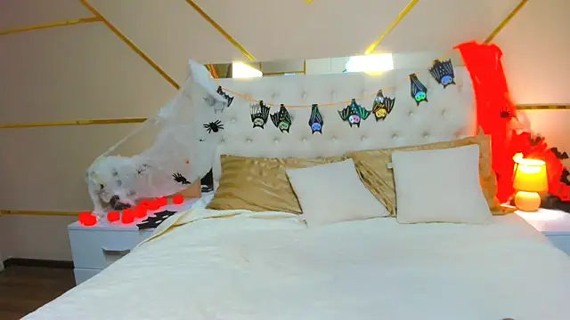 BeatriceAddams online show from 11.01.25