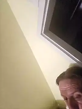 Snapshot of Danny19867 chatting on 10.17.25 Danny19867 online show from 10.17.25