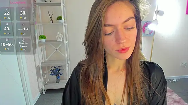 Agnes Wells online show from 09.29.25