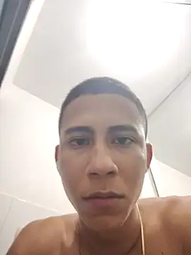 Snapshot of Davig4 chatting on 09.15.25 Davig4 online show from 09.15.25