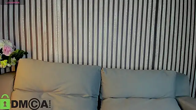 Snapshot of Casey_Sweeet chatting on 10.21.25 Casey Sweeet online show from 10.21.25