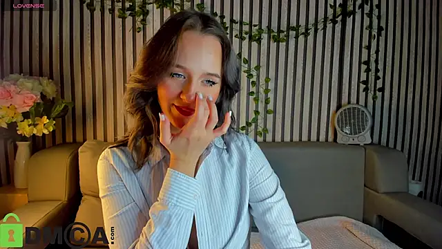 Snapshot of Casey_Sweeet chatting on 11.14.25 Casey Sweeet online show from 11.14.25