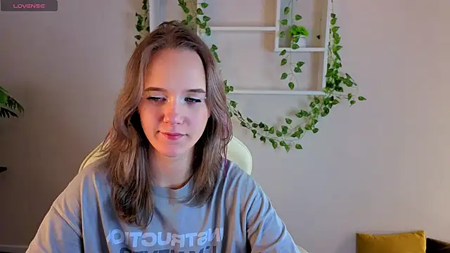 Snapshot of Casey_Sweeet chatting on 11.26.25 Casey Sweeet online show from 11.26.25