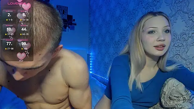 Snapshot of gretty_love chatting on 10.08.25 gretty love online show from 10.08.25