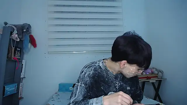 lucky stricke online show from 10.17.25