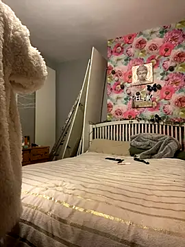 Sassylady online show from 12.13.25