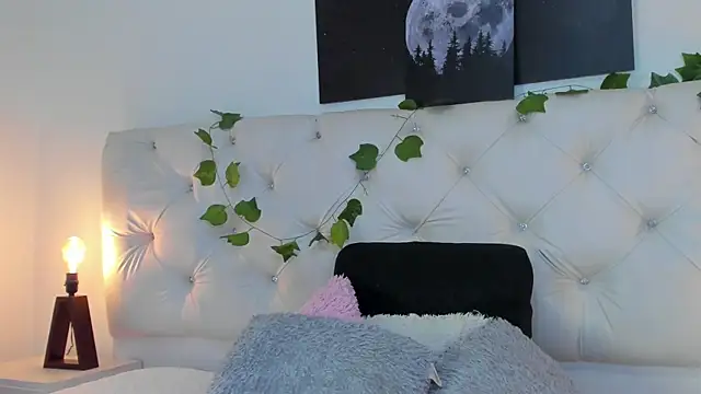  jasmine blush online show from 09.30.25