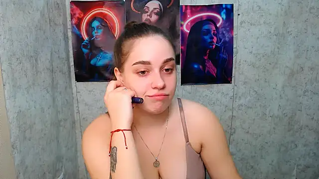  MillaDellf  online show from 11.20.25