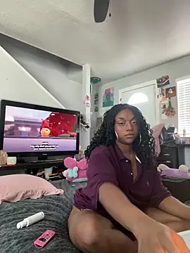 XKimmyGreen online show from 05.18.26