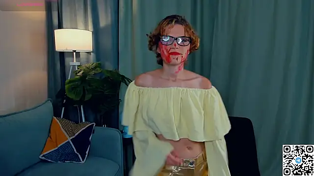 Snapshot of EdlinGathright chatting on 10.30.25 EdlinGathright online show from 10.30.25