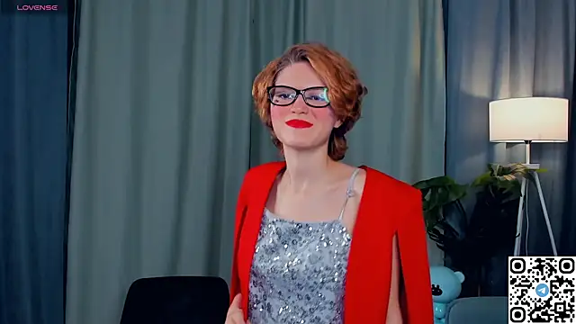 Snapshot of EdlinGathright chatting on 12.02.25 EdlinGathright online show from 12.02.25