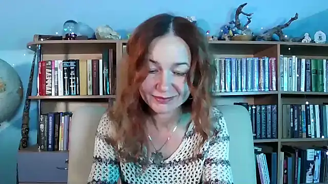 Foxilady357 online show from 12.04.25