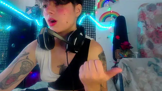 Mitsuha gate online show from 11.05.25