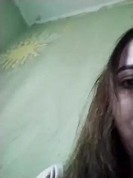 Snapshot of Viktoriia27 chatting on 11.19.25 Viktoriia27 online show from 11.19.25