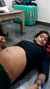 Snapshot of Guriya0076 chatting on 09.29.25 Guriya0076 online show from 09.29.25