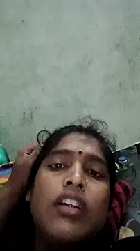 Snapshot of Guriya0076 chatting on 10.07.25 Guriya0076 online show from 10.07.25