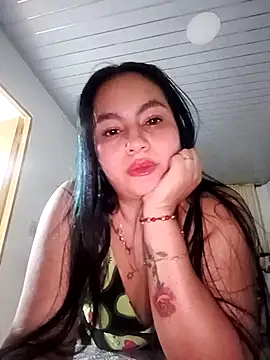 Snapshot of Lunavexa chatting on 03.27.26 Lunavexa online show from 03.27.26