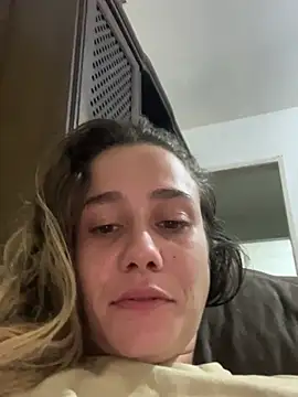 Snapshot of blond-96 chatting on 02.20.26 blond-96 online show from 02.20.26