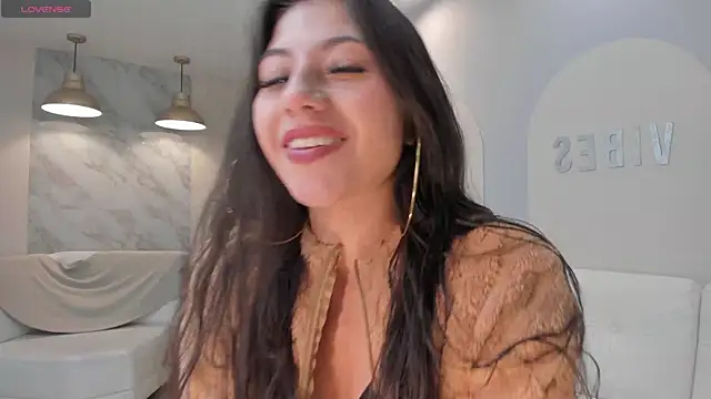 EsmeraldaGrace1 online show from 10.04.25