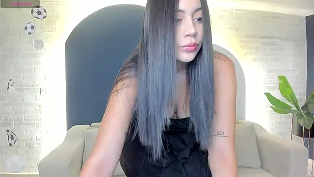 Snapshot of AmbarJames_ chatting on 06.21.26 AmbarJames online show from 06.21.26