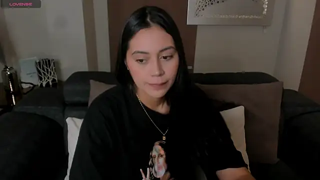 AmbarJames  online show from 07.25.26
