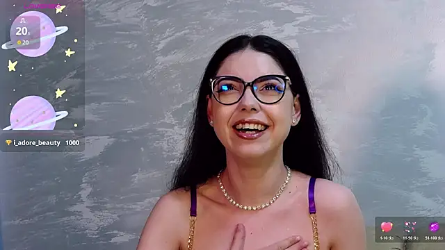KaylaLewys online show from 05.05.26