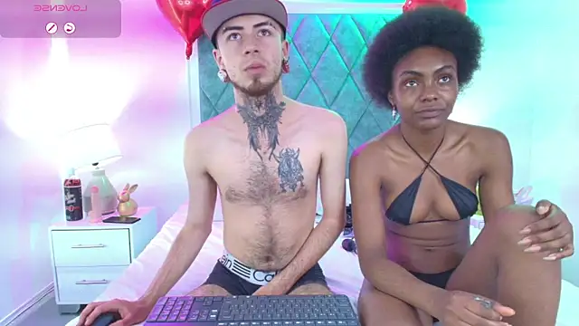 Snapshot of Asha_zuri_and_adam chatting on 10.04.25 Asha zuri and adam online show from 10.04.25