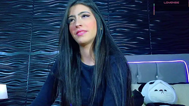 Snapshot of Ambar_Bull chatting on 09.14.25 Ambar Bull online show from 09.14.25