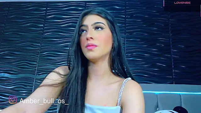 Snapshot of Ambar_Bull chatting on 09.30.25 Ambar Bull online show from 09.30.25