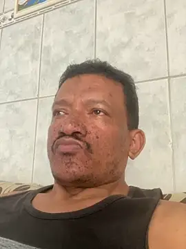 Snapshot of PIROCAGG21 chatting on 09.18.25 PIROCAGG21 online show from 09.18.25