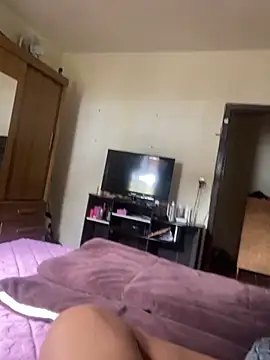 Snapshot of PIROCAGG21 chatting on 10.27.25 PIROCAGG21 online show from 10.27.25