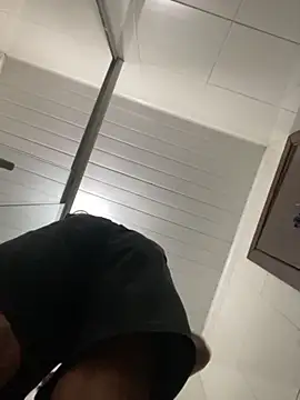 Snapshot of PIROCAGG21 chatting on 11.01.25 PIROCAGG21 online show from 11.01.25