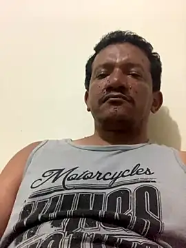 Snapshot of PIROCAGG21 chatting on 12.03.25 PIROCAGG21 online show from 12.03.25