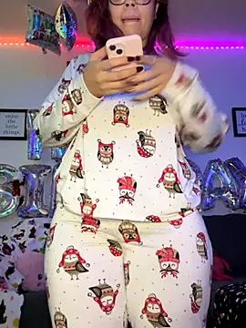 moan4mona online show from 11.22.25